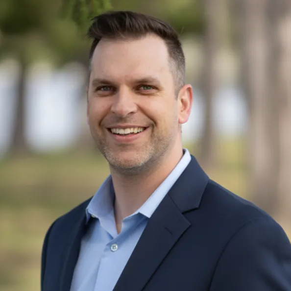 Isaac Davis - Registered Psychotherapist